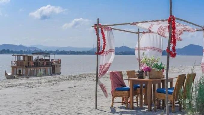 mv rudra singha river cruise in Brahmaputra